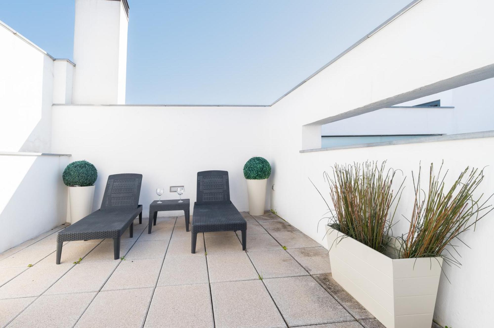 Attic With Terrace- 1Bd 1Bth- Corral Del Rey Lägenhet Sevilla Exteriör bild